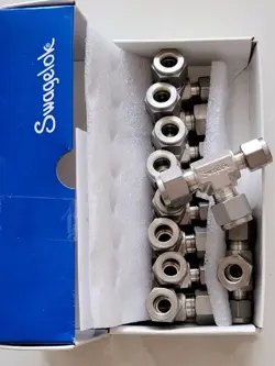 1PC SWAGELOK SS-600-3-6-4 STAINLESS STEEL TUBE FITTING NEW FREE SHIP