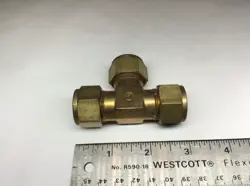 ONE (1) SWAGELOK BRASS 5/8