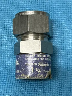SWAGELOK SS-1610-1-16