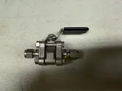 SWAGELOK 1/4” BALL VALVE SS-62PS4-5228