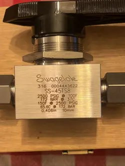 SWAGELOK SS-45TS8 BALL VALVE 40 SERIES 2500 PSI, 1/2