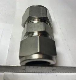 STEEL TUBE UNION