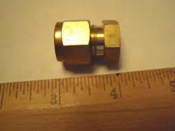 B-600-C SWAGELOK ; 3/8 TUBE CAP; BRASS