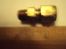 B-400-1-2 SWAGELOK ; 1/4 TUBE X 1/8 MNPT MALE CONNECTOR, BRASS