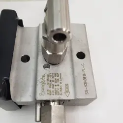 SS-V3NBF8-FL-G