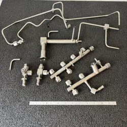 SWAGELOK ULTRA-TORR + VCO FITTINGS MANIFOLD LOT