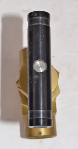 FEMALE ISO