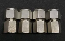LOT OF (4) SWAGELOK SS-810-7-4 FITTINGS. 1/2
