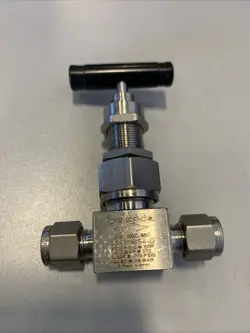 SWAGELOK SS-3NBS4-G SS SEVERE SERVICE UNION BONNET NEEDLE VALVE