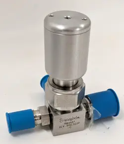 SWAGELOK SS-BNVVCR4-C STAINLESS STEEL HIGH PURITY BELLOWS SEALED VALVE UNUSED