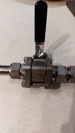SS-63TS12 STAINLESS STEEL