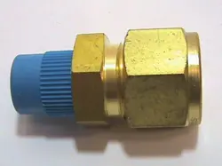MALE CONNECTOR 1/2IN