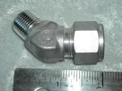 SWAGELOK STEEL S-800-5-6 TUBE FITTING REDUCER, 45° ELBOW, 1/2