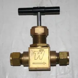 1/2 TUBE BRASS INTEGRAL BONNET NEEDLE VALVE (3000 PSI) WHITEY SWAGELOK B-18KS8