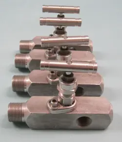 LOT (4) SWAGELOK SS-6PNTGM12-F8-TUV SCREWED BONNET GAUGE NEEDLE VALVE NEW D14