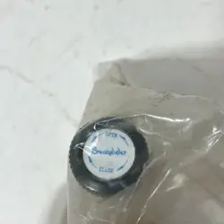 B-4JN4 BRASS SCREWED