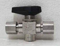 SWAGELOK SS-H83PF4, 3-PIECE HIGH PRESSURE BALL VALVE, PEEK SEATS, 1/4