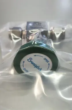 SWAGELOK SS-6H-MM STAINLESS STEEL BELLOWS SEALED VALVE FNSP