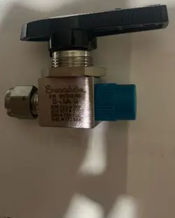 SWAGELOK SS-43GM4-S4 STAINLESS STEEL 1-PC 40G SERIES BALL VALVE FNSP 1/4X1/4