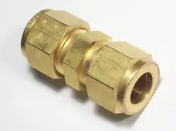 1 - SWAGELOK BRASS UNION FITTING,  1/2