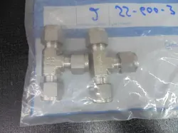 SWAGELOK SS-600-3 SS TEE UNION FITTING 3/8” QTY 2