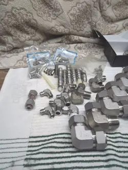 SWAGELOK SS FITTING