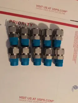 10 - SWAGELOK 3/4