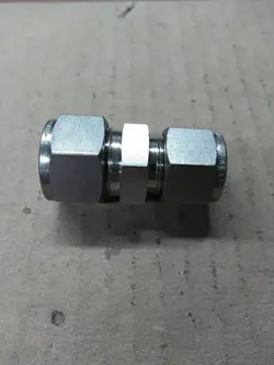 HYDRAULIC COMPRESSION ADAPTER