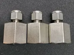 SWAGELOK SS-400-7-8 CONNECTOR FITTING, 1/4