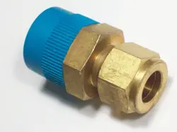 1 - SWAGELOK BRASS CONNECTOR FITTING, 1/2