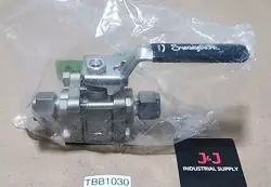 *NEW* SWAGELOK SS-63TS8