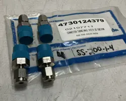 SWAGELOK  SS-200-1-4  MALE TUBING CONNECTOR 1/8X1/4 LOT OF 4 476-U3S