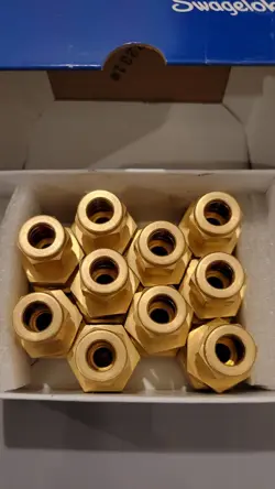 BRASS REDUCING UNION