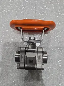 SWAGELOK SS-63PF8-JK