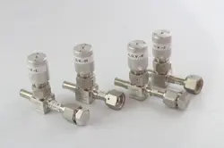 LOT OF 4 SWAGELOK SS-BNBTBA-P-C HIGH PURITY BELLOWS VALVE