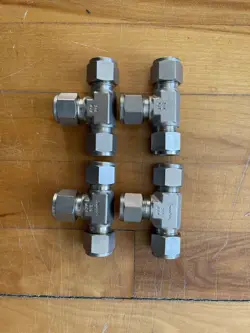 LOT OF 4 SWAGELOK STAINLESS STEEL UNION TEE FITTING, 1/2