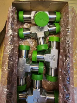 CAJON SWAGELOK 316L-12-ATW-3 316L SS AUTO TUBE BUTT WELD UNION TEE LOT OF 5 NIB