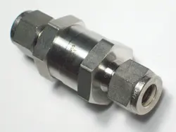 1- SWAGELOK STAINLESS STEEL POPPET 6000 PSI CHECK VALVE, 3/8