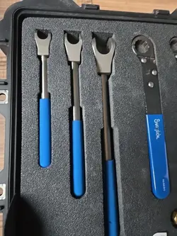 TOOL BOX