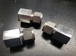 FEMALE CONNECTOR 1/2