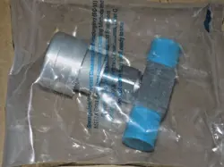 SWAGELOK SS-8BK-1C-VCR STAINLESS BELLOWS VALVE