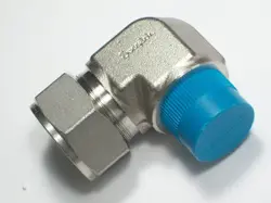 1 SWAGELOK STAINLESS STEEL ELBOW CONNECTOR, 1