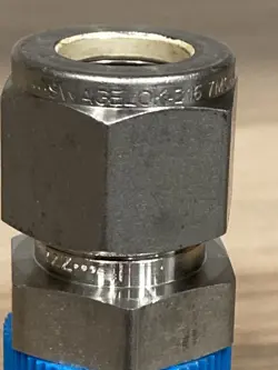 NPT MALE CONNECTOR