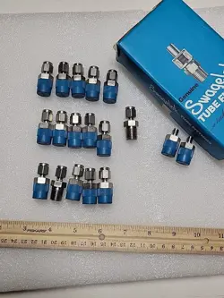 SWAGELOK 1/8