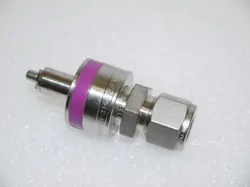SWAGELOK SS-QC8-D-810K7 STAINLESS QUICK CONNECT STEM VALVE 1/2 IN. TUBE PURPLE