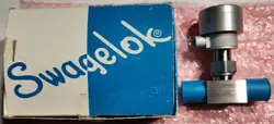 SWAGELOK SS-8BK-VCR-1C STAINLESS STEEL BELLOWS SEALED VALVE  NEW