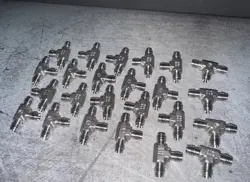 LOT OF 24  - SWAGELOK SS TEE UNION , 1/8