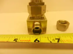 SWAGELOCK STAINLESS