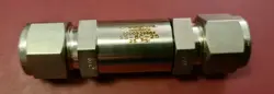 NEW SWAGELOK SS-8C-25 POPPET CHECK VALVE 1/2