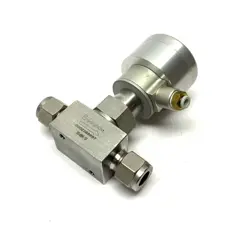 SWAGELOK SS-6BK-1D STAINLESS STEEL GASKETED BELLOWS VALVE